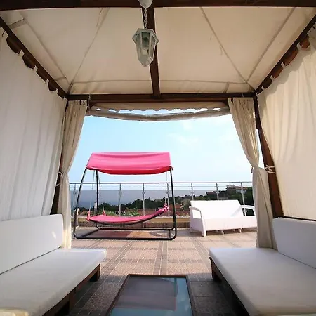 2bedroom Xlargedeluxeduplexes In Panoramic Roof Apartment Balchik